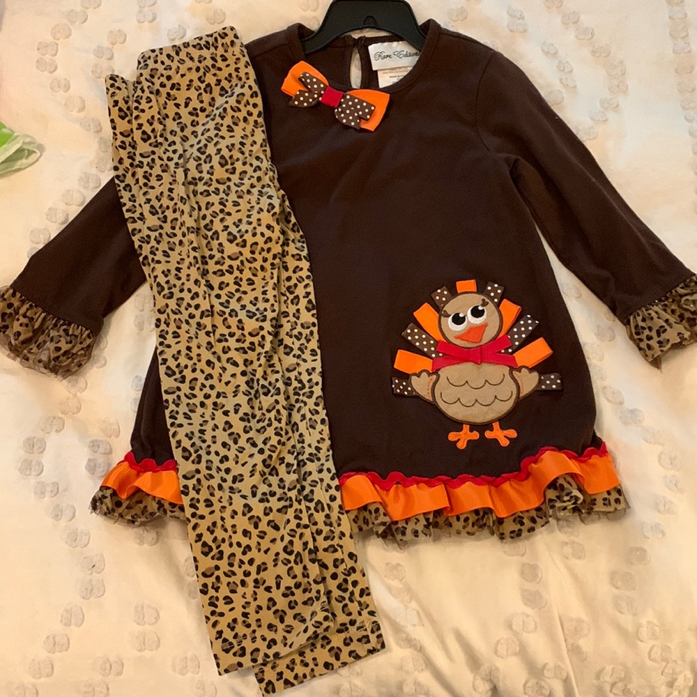 Girls Thanksgiving outfit
